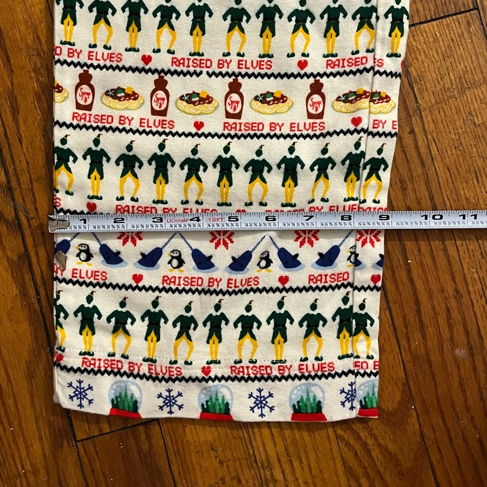 Elf Festive Patterned Pajama Pants Size: 10 - Picture 9 of 17